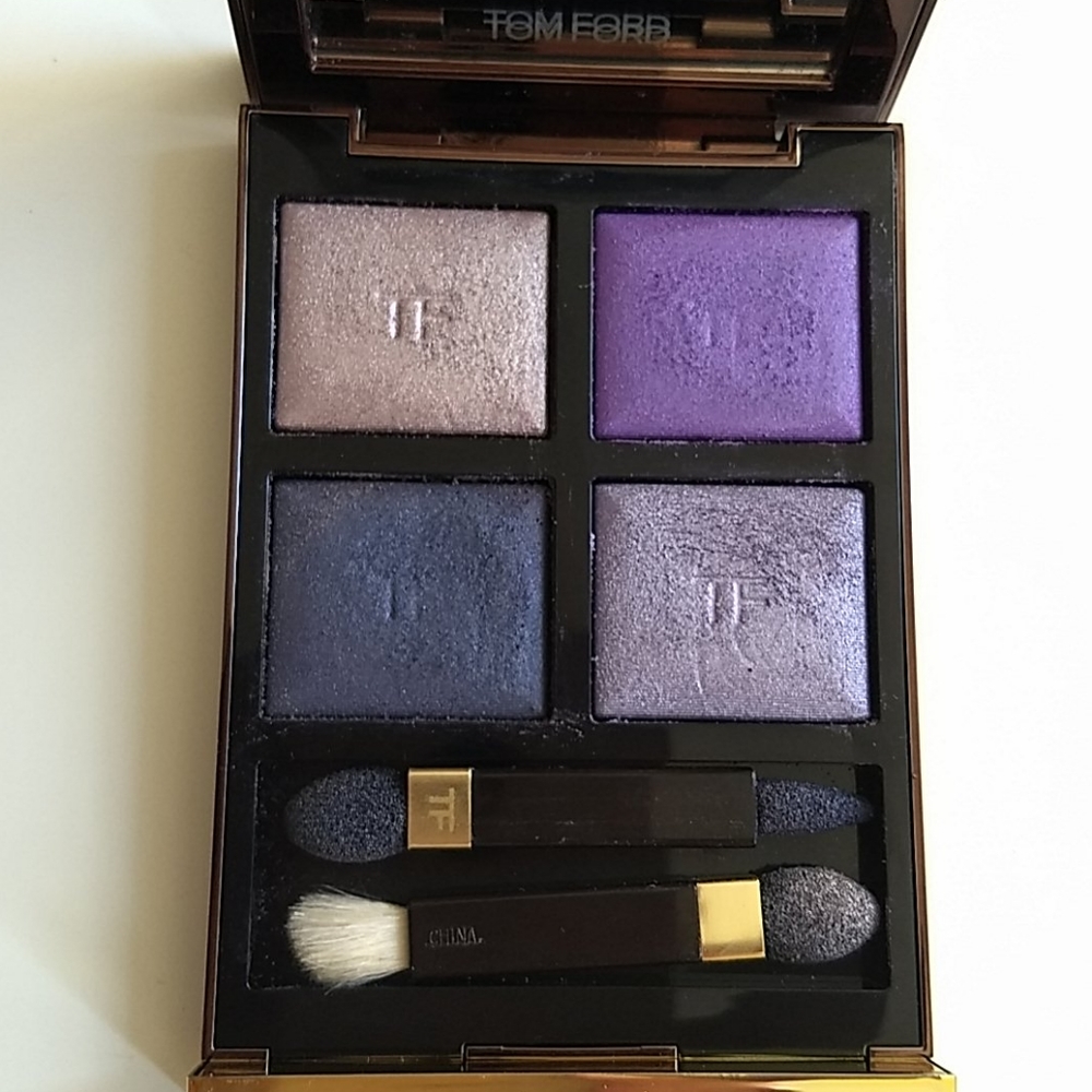 Tom Ford Eye quad in 28, Daydream.